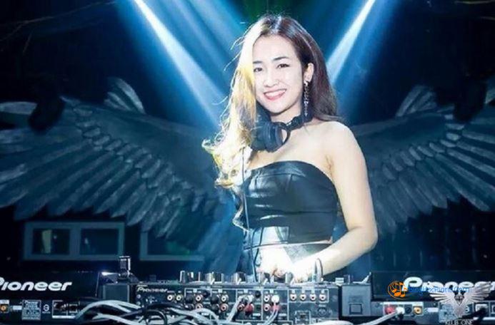 Top 10 Nữ dj xinh đẹp nhất Việt Nam – bay cùng các dj nữ xinh đẹp hot nhất Việt Nam