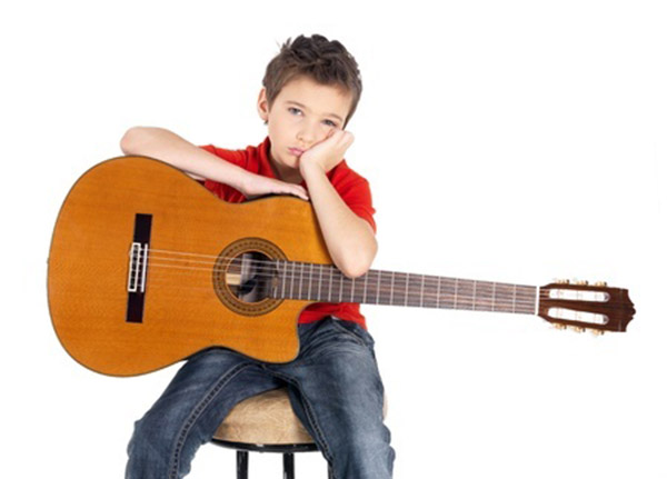 dạy học đàn guitar cho người mới bắt đầu 2