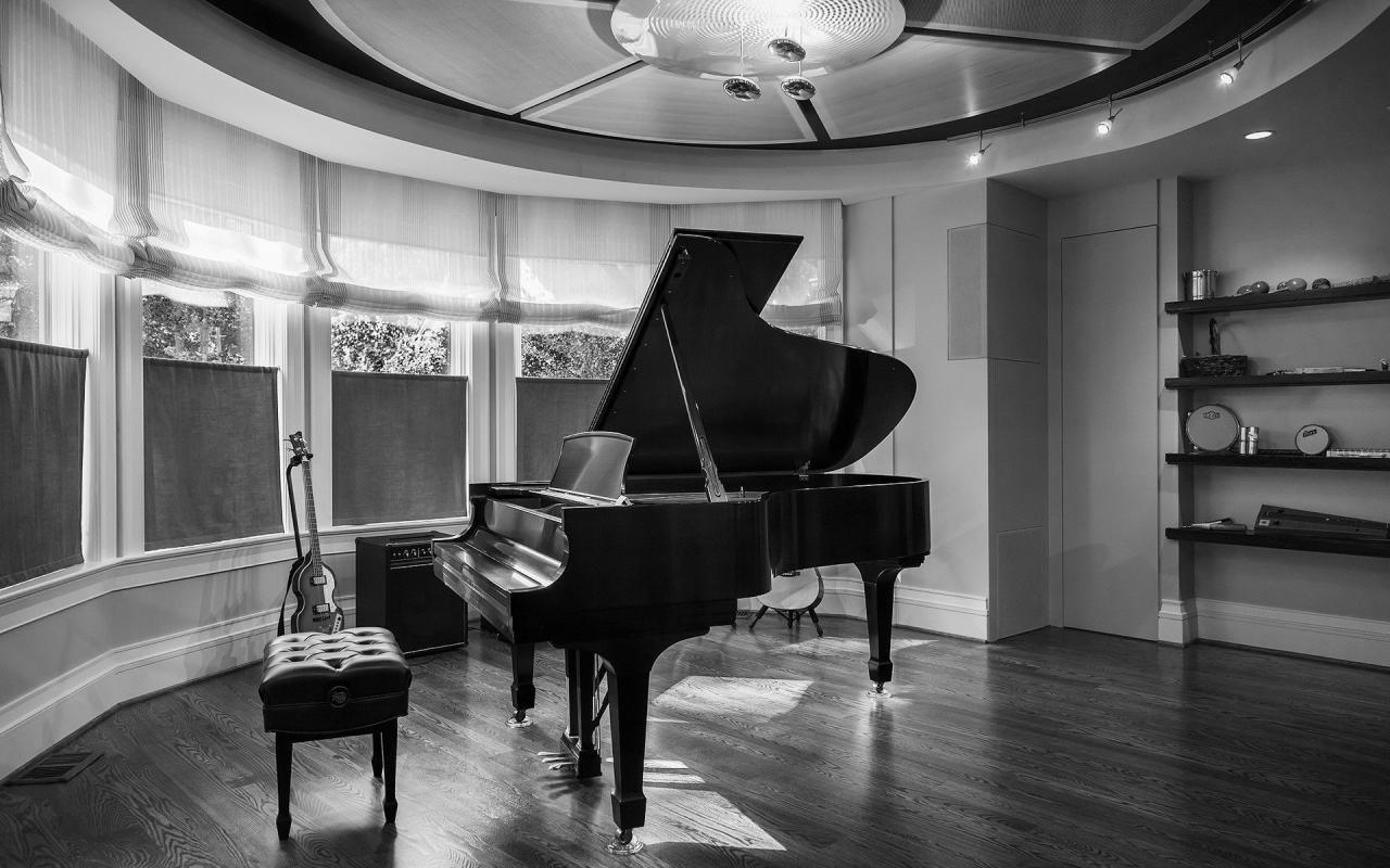 1920x1200 Piano Wallpaper HD