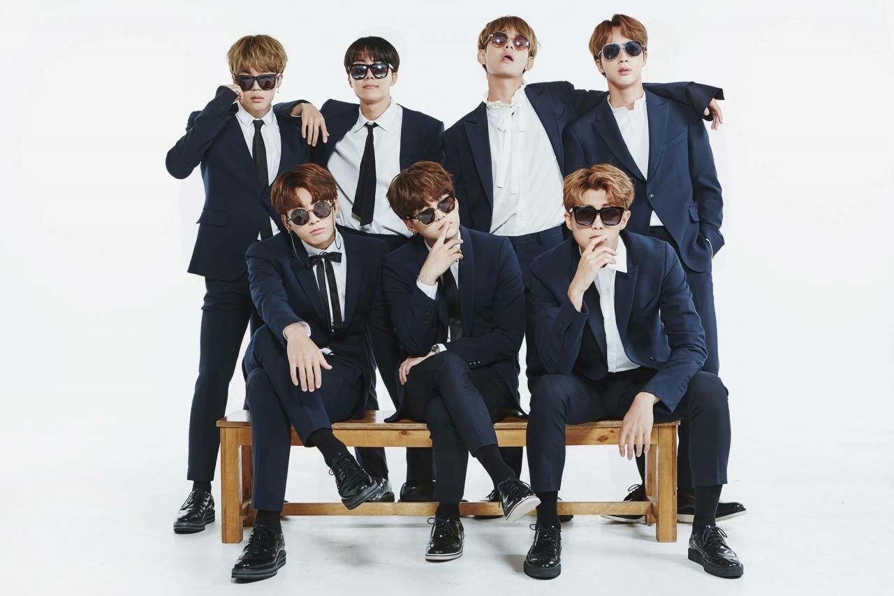 2000x1333 BTS FESTA 4th Anniversaryê°€ì¡± ì‚¬ì§„ PART 1/2 [061017]