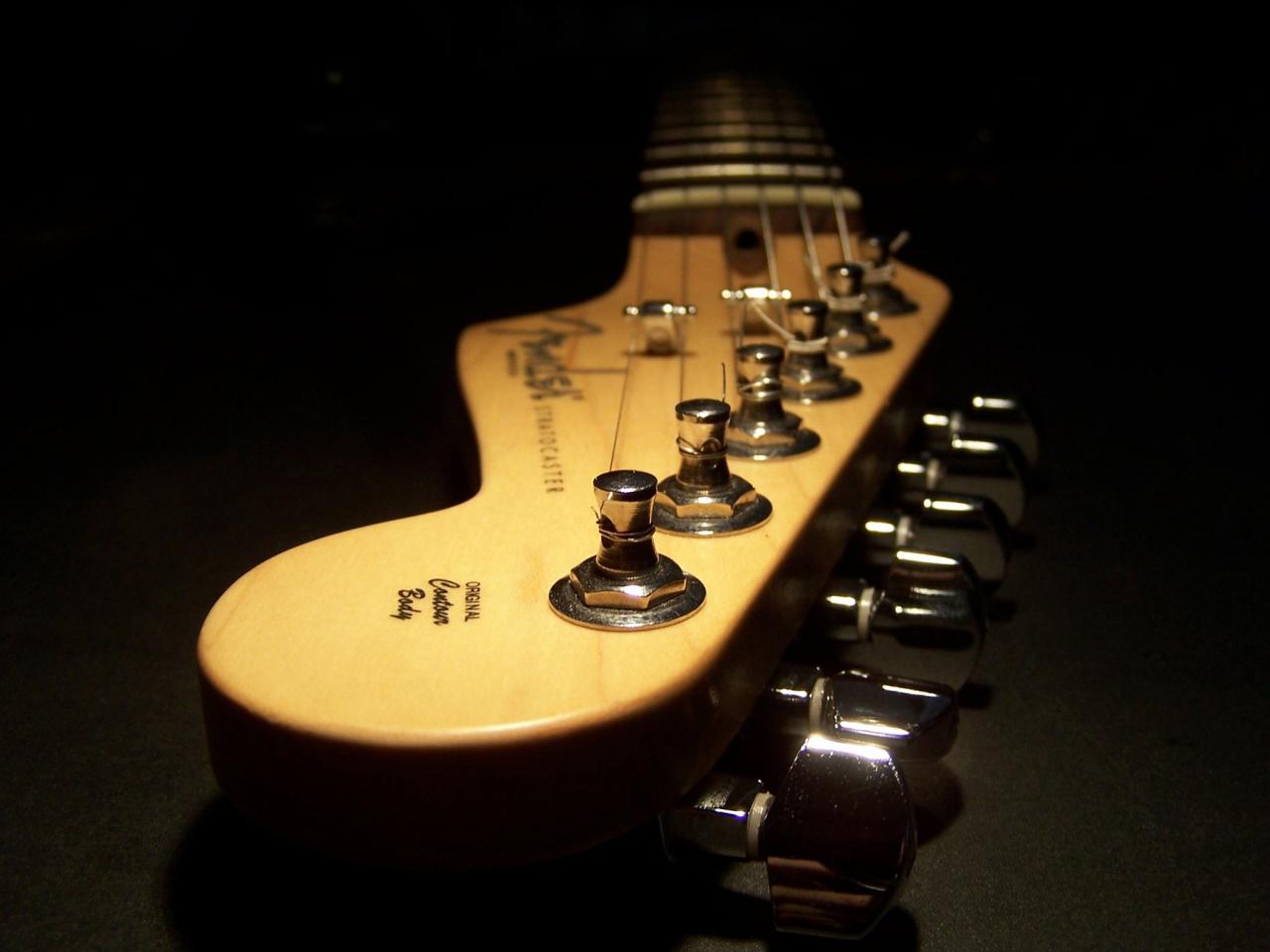 2000x1500 Guitar Griff HD Widescreen Desktop Wallpaper